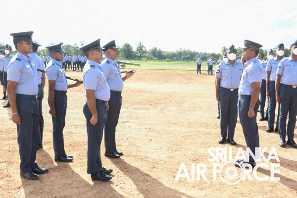 CHANGE OF COMMAND AT SLAF BASE HINGURAKGODA
