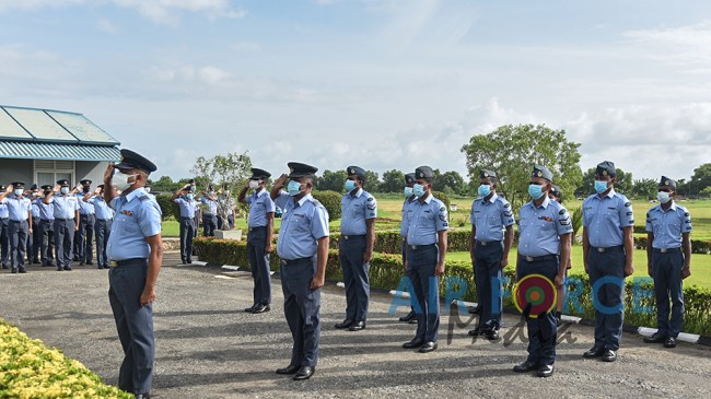 CHANGE OF
COMMAND AT THE NO 1 INFORMATION TECHNOLOGY WING, RATMALANA