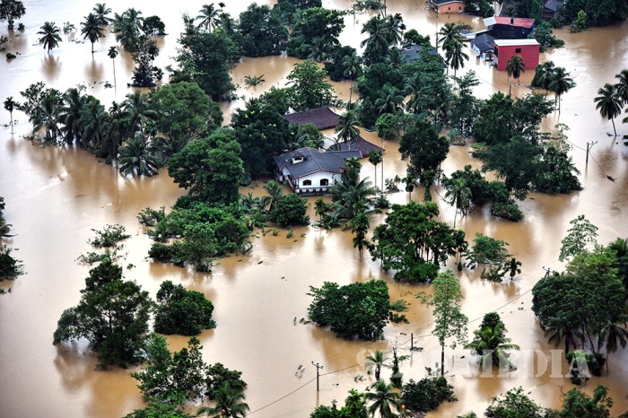 SLAF Assists flood-affected countrymen