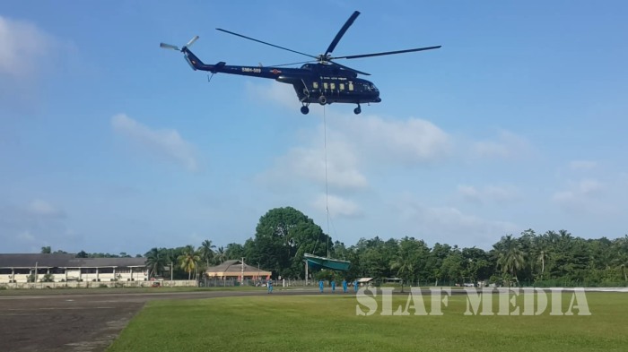SLAF Assists flood-affected countrymen
