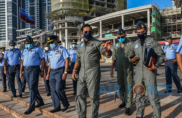 SLAF TOGETHER WITH THE INDIAN AIR FORCE GEAR UP FOR CELEBRATORY AIR SHOW AT GALLE FACE GREEN