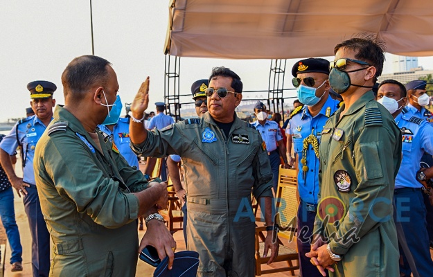 SLAF TOGETHER WITH THE INDIAN AIR FORCE GEAR UP FOR CELEBRATORY AIR SHOW AT GALLE FACE GREEN
