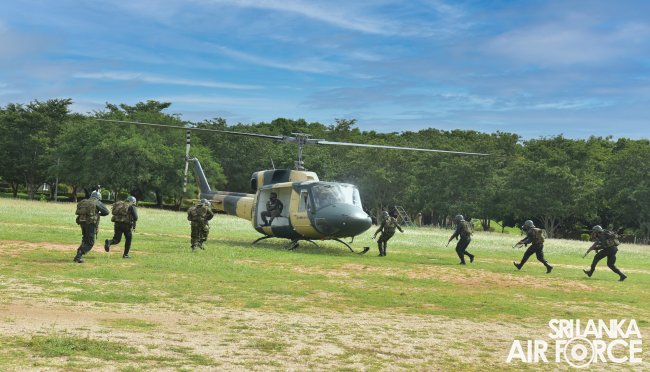 NO 05 JUNGLE WARFARE AND HELIBORNE OPERATION COURSE FOR SISTER SERVICES CONCLUDES AT MORAWEWA