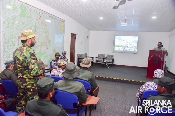 NO 05 JUNGLE WARFARE AND HELIBORNE OPERATION COURSE FOR SISTER SERVICES CONCLUDES AT MORAWEWA
