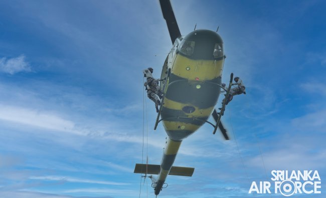 NO 05 JUNGLE WARFARE AND HELIBORNE OPERATION COURSE FOR SISTER SERVICES CONCLUDES AT MORAWEWA