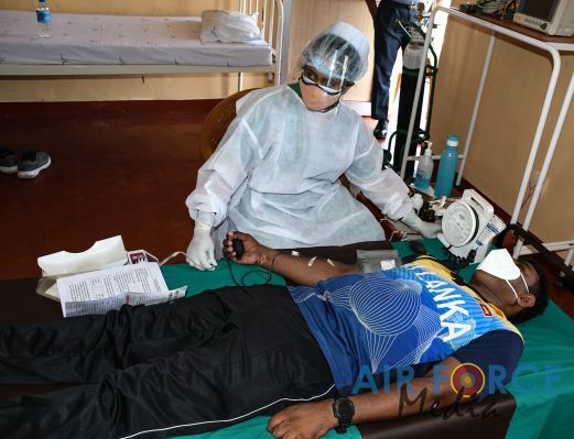 SLAF BASE HINGURAKGODA CONDUCTS BLOOD DONATION CAMPAIGN