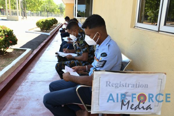 SLAF BASE HINGURAKGODA CONDUCTS BLOOD DONATION CAMPAIGN