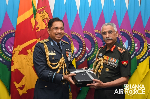 THE CHIEF OF ARMY STAFF OF THE INDIAN ARMY CALLS ON THE COMMANDER OF THE SRI LANKA AIR FORCE
