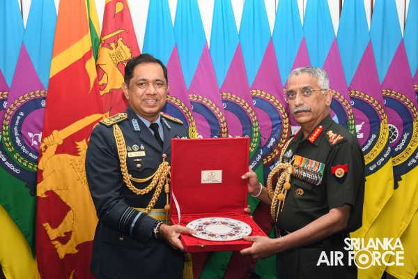 THE CHIEF OF ARMY STAFF OF THE INDIAN ARMY CALLS ON THE COMMANDER OF THE SRI LANKA AIR FORCE