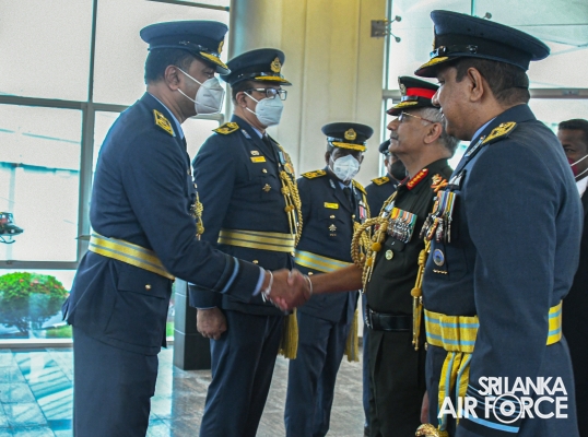 THE CHIEF OF ARMY STAFF OF THE INDIAN ARMY CALLS ON THE COMMANDER OF THE SRI LANKA AIR FORCE