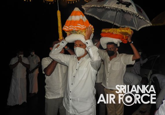 SRI
LANKA AIR FORCE CONDUCTS AN ALL NIGHT PIRITH CHANTING PROGRAMME AT THE
HIGHEST POINT OF SRI LANKA (SLAF STATION PIDURUTALAG