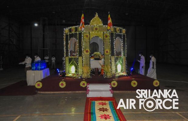 SRI
LANKA AIR FORCE CONDUCTS AN ALL NIGHT PIRITH CHANTING PROGRAMME AT THE
HIGHEST POINT OF SRI LANKA (SLAF STATION PIDURUTALAG