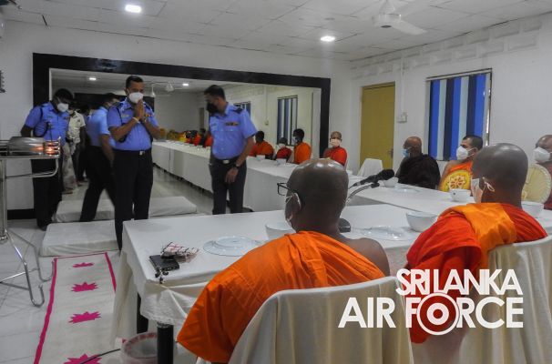 SRI
LANKA AIR FORCE CONDUCTS AN ALL NIGHT PIRITH CHANTING PROGRAMME AT THE
HIGHEST POINT OF SRI LANKA (SLAF STATION PIDURUTALAG