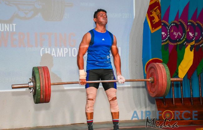 SLAF BASE HINGURAKGODA AND SLAF STATION COLOMBO WINS MEN’S AND WOMEN’S INTER UNIT POWERLIFTING CHAMPIONSHIP 2021
