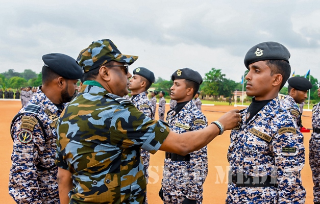 No 12 and 13 Regimental Special Force Basic Courses Pass Out at
Morawewa