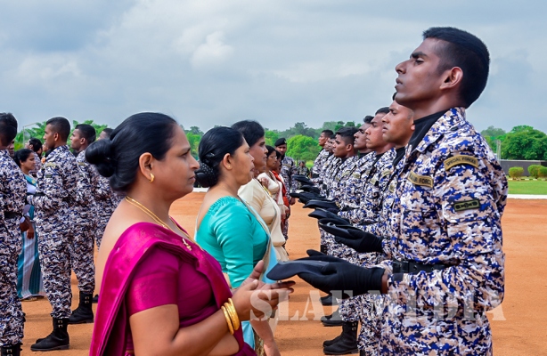 No 12 and 13 Regimental Special Force Basic Courses Pass Out at
Morawewa