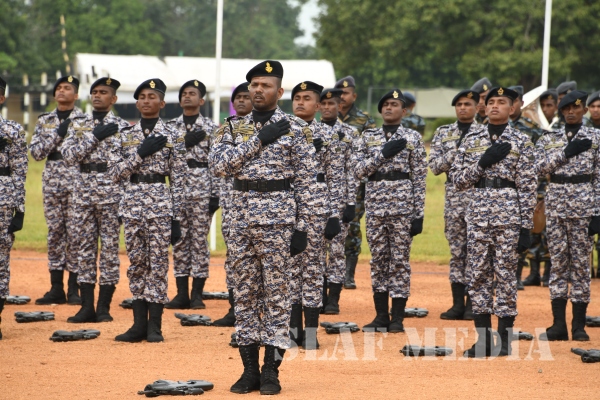 No 12 and 13 Regimental Special Force Basic Courses Pass Out at
Morawewa