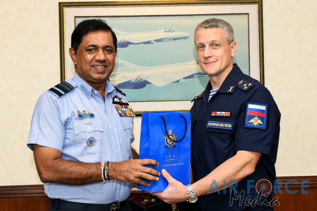 RUSSIAN DEFENCE ATTACHE CALLS ON THE COMMANDER