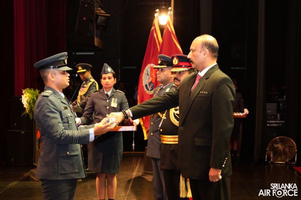 NO 16 DEFENCE SERVICES COMMAND AND STAFF COURSE GRADUATION HELD AT THE NELUM POKUNA THEATRE