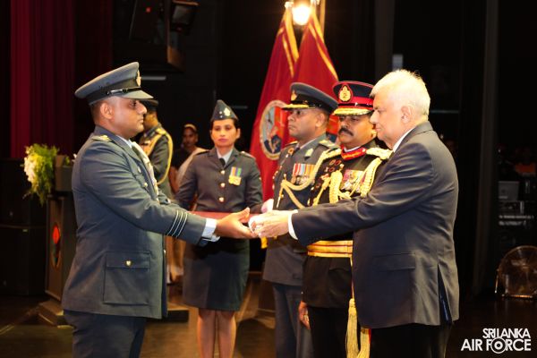 NO 16 DEFENCE SERVICES COMMAND AND STAFF COURSE GRADUATION HELD AT THE NELUM POKUNA THEATRE