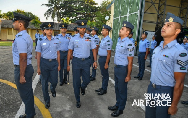 NO 10 FIGHTER
SQUADRON