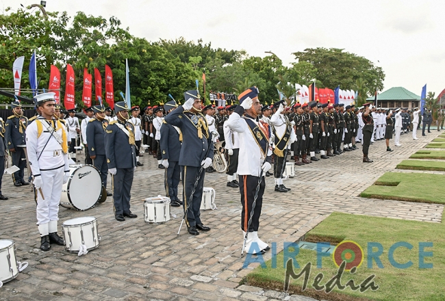 SThe Nation Commemorates a Decade of Peace at Ranaviru War Memorial