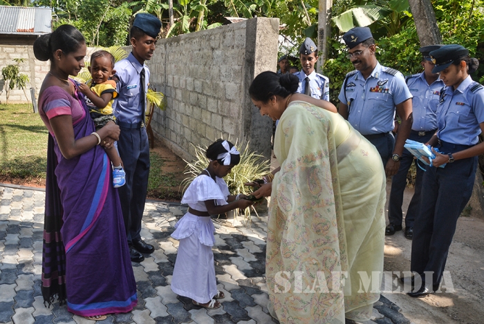 11th ‘Guwan Lak Sevana’ House Handed Over