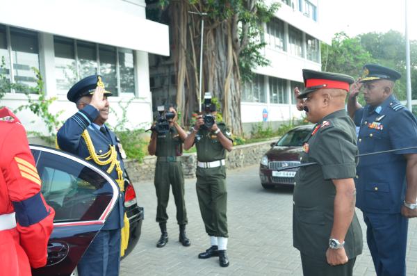 SLAF Commander visits Chief of Defence Staff and Army Commander