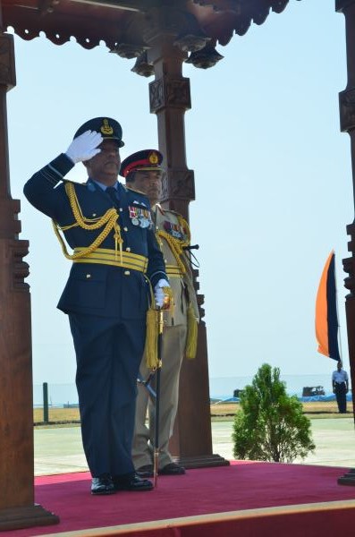 SLAF Commander visits Chief of Defence Staff and Army Commander