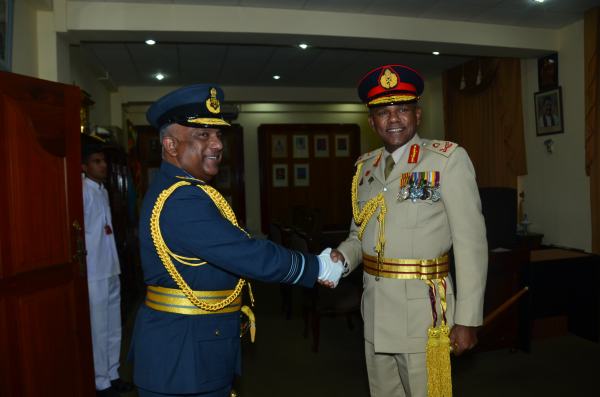 SLAF Commander visits Chief of Defence Staff and Army Commander