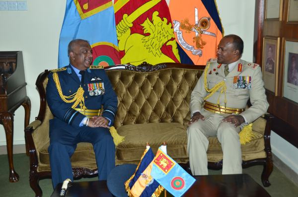 SLAF Commander visits Chief of Defence Staff and Army Commander