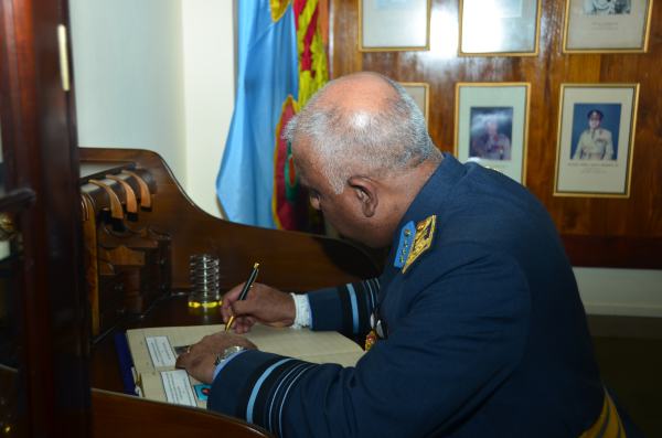 SLAF Commander visits Chief of Defence Staff and Army Commander