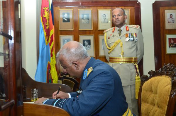SLAF Commander visits Chief of Defence Staff and Army Commander