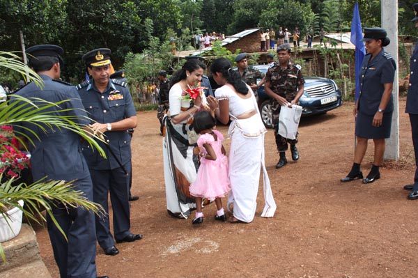 14th House Donation By SLAF Seva Vanitha Unit
