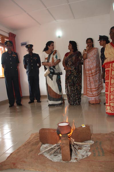 14th House Donation By SLAF Seva Vanitha Unit