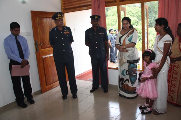 14th House Donation By SLAF Seva Vanitha Unit