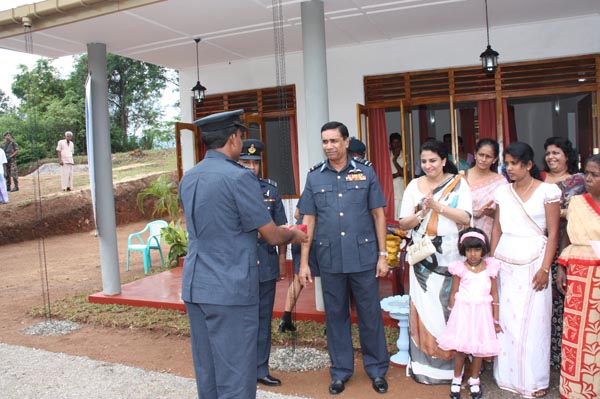 14th House Donation By SLAF Seva Vanitha Unit