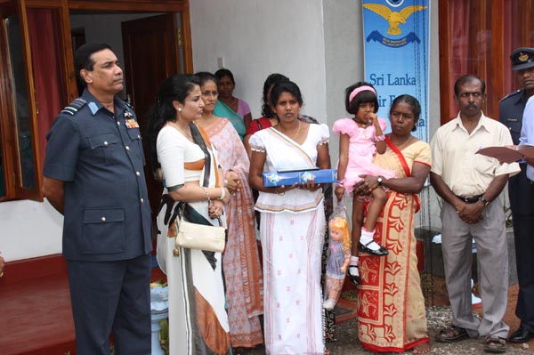 14th House Donation By SLAF Seva Vanitha Unit