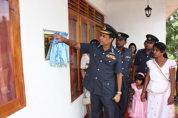 14th House Donation By SLAF Seva Vanitha Unit