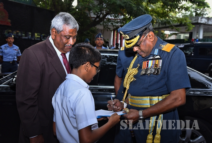 Nalanda College Felicitates New Commander of the Air Force