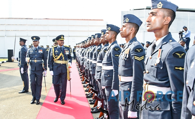 The 17th Commander of the Sri Lanka Air Force Assumes Duties at AFHQ