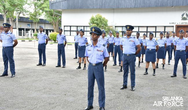 CHANGE OF COMMAND AT NO. 1 SUPPLY AND MAINTENANCE DEPOT, SLAF BASE KATUNAYAKE