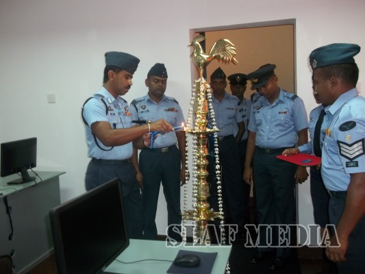 SLAF Stn Amp commences Computer General Designer Course