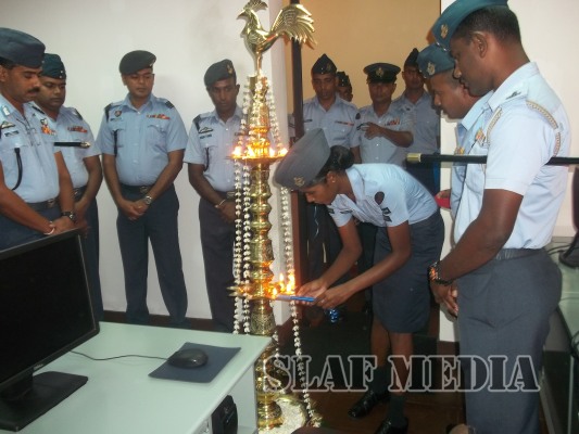 SLAF Stn Amp commences Computer General Designer Course