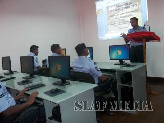 SLAF Stn Amp commences Computer General Designer Course