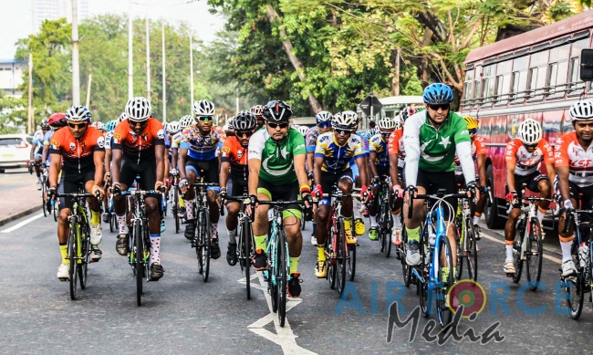 SLAF Cyclist, Leading Aircraftman Sanju Deemantha Wins 1st Leg of Guwan Hamuda Papedi Sawariya 2020
