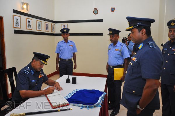 කටුනායක ගුවන් හමුදා කදවුරේ වාර්ෂික ගුවන් හමුදාපති පරීක්ෂනය
