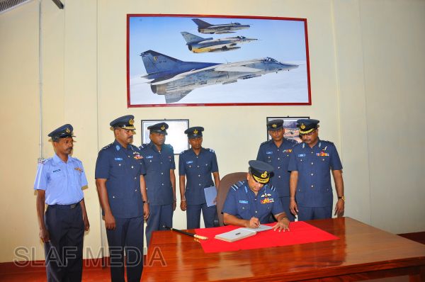 කටුනායක ගුවන් හමුදා කදවුරේ වාර්ෂික ගුවන් හමුදාපති පරීක්ෂනය