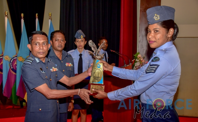 The Certificate Awarding Ceremony of the No. 09 English Medium and No. 80 Sinhala Medium Non Commissioned Officers’ Management