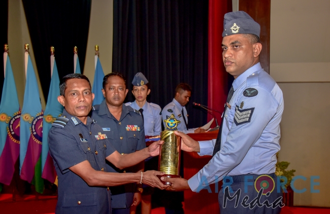 The Certificate Awarding Ceremony of the No. 09 English Medium and No. 80 Sinhala Medium Non Commissioned Officers’ Management